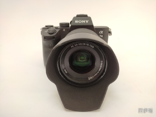 ミラーレス一眼のSONY
