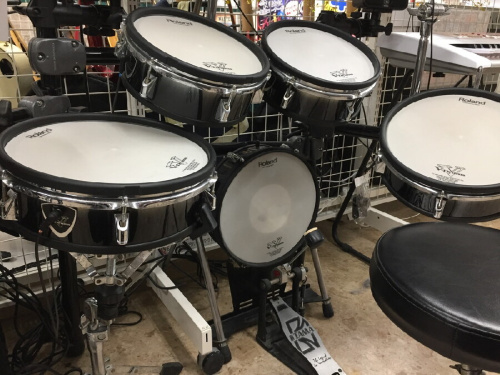 V-Drumsのローランド