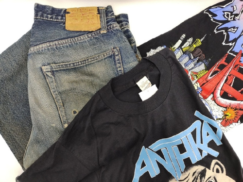 半袖Tシャツの半袖シャツ