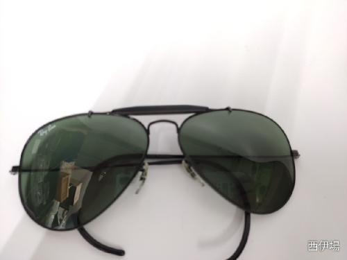 RAYBANのレイバン