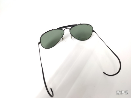 ティアドロップ