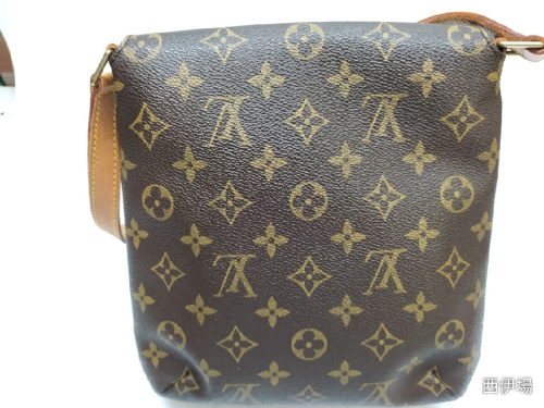 ルイヴィトンのショルダーバッグ