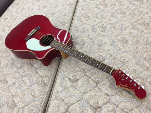 エレアコのFender