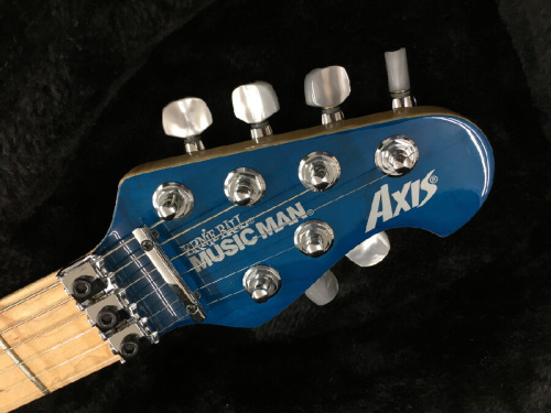 AXISのエレキギター