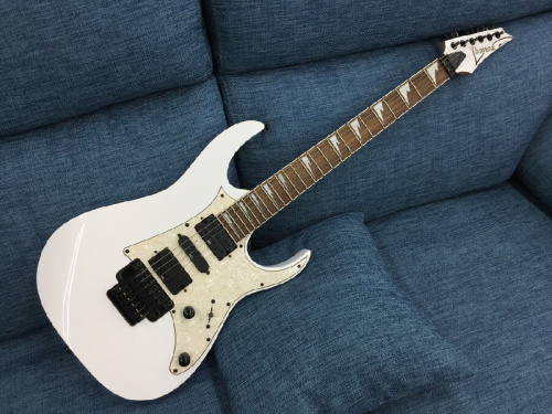 楽器・ホビーのエレキギター