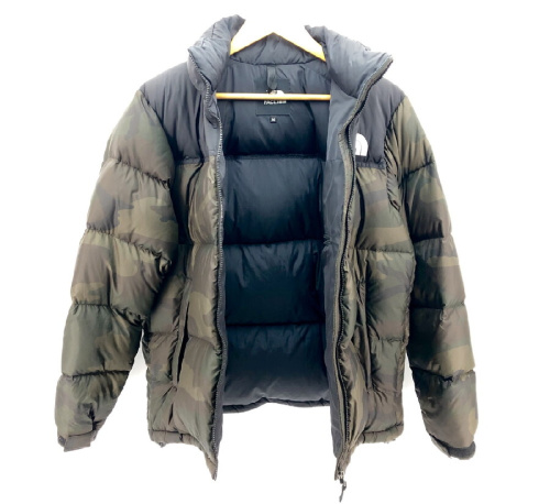 ノースフェイスのTHE NORTH FACE