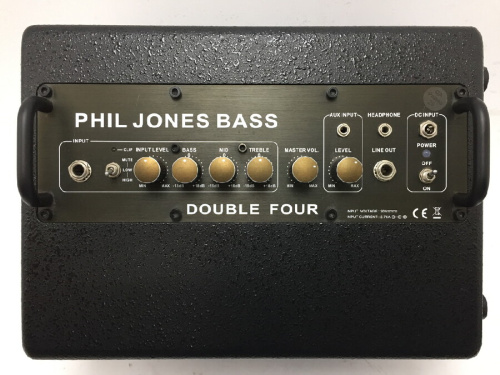 PHIL JONES BASSのDouble Four