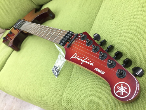 PACIFICAのエレキギター