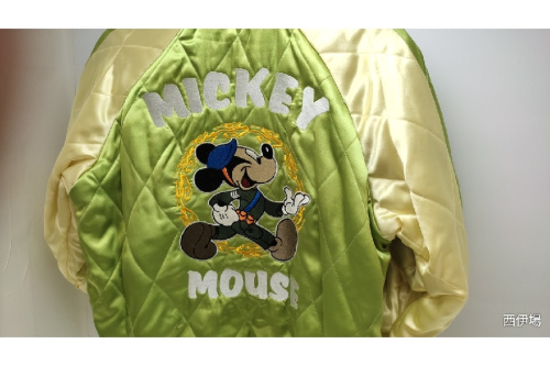 ファッションの古着