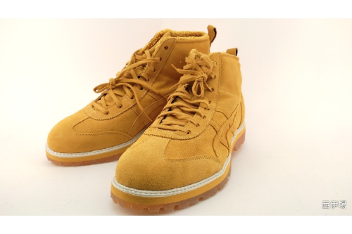 ファッションのスニーカー