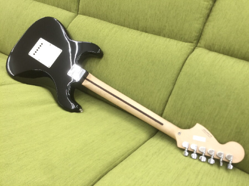 エレキギターのｽﾄﾗﾄｷｬｽﾀｰ