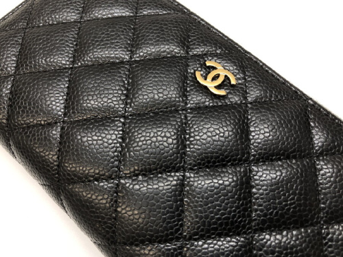 ファッションのCHANEL