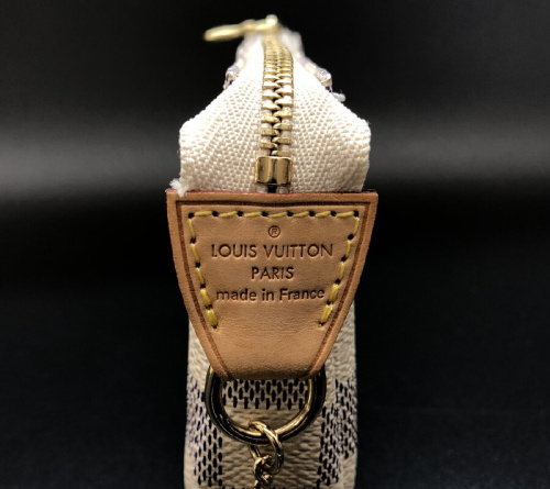 ミニ・ポシェット・アクセソワールのルイヴィトン