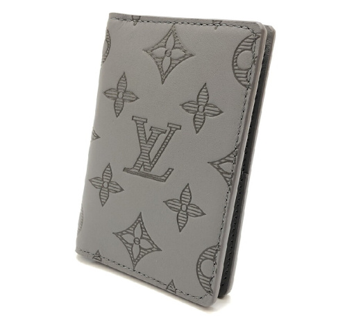 ファッション小物のショルダーバッグ