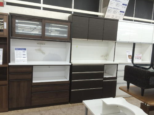 食器棚のニトリ（NITORI）