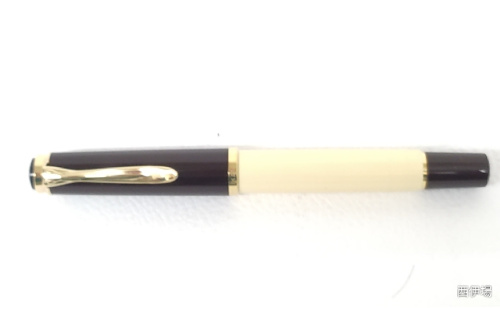 万年筆のペリカン（Pelikan）