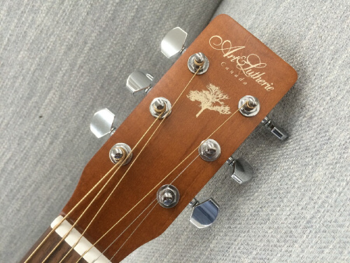 アート アンド ルシアー(Art & Lutherie)のアコースティックギター