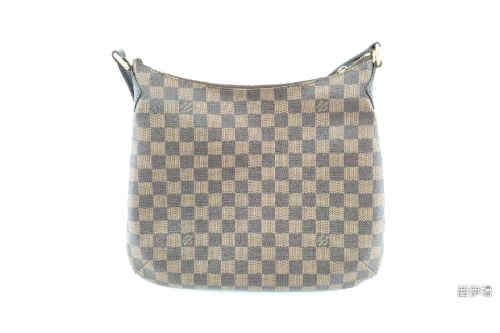 ショルダーバッグのルイ・ ヴィトン（LOUIS VUITTON）