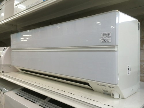家電のエアコン
