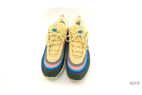 ナイキ(NIKE)
