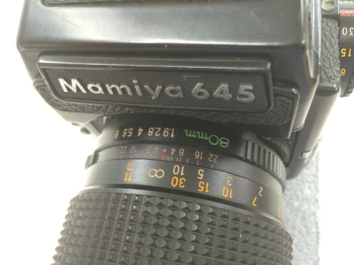 ６４５