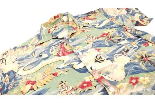 ファッションのアロハシャツ