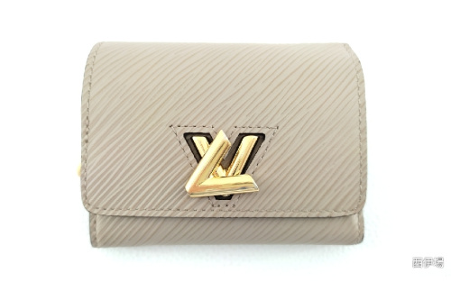 3つ折り財布のルイ・ ヴィトン（LOUIS VUITTON）
