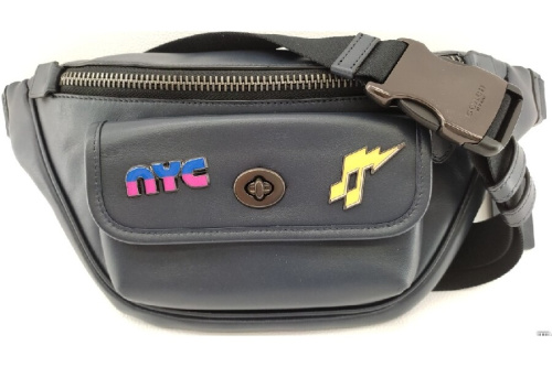 バッグのウエストポーチ