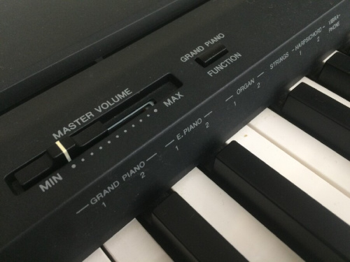 YAMAHAのDIGITAL  PIANO