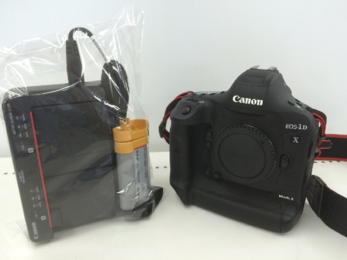 カメラのキヤノン（Canon）