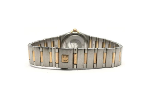 腕時計のオメガ