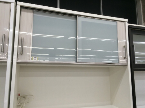 食器棚のニトリ