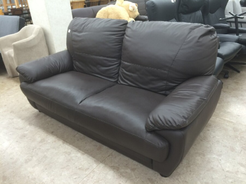 家具のソファー