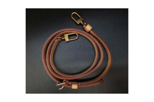 ルイ・ ヴィトン(LOUIS VUITTON)のショルダーストラップ