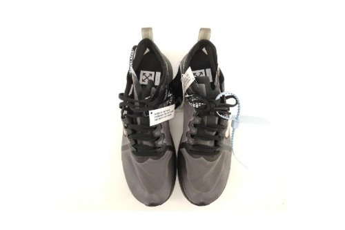 スニーカーのナイキ(NIKE)