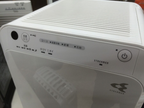 空気清浄機のDAIKIN