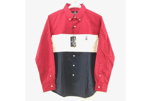 ファッションのトップス