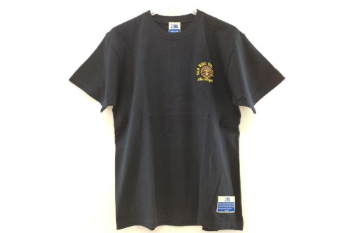 ファッションのTシャツ
