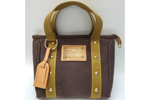 バッグのハンドバッグ