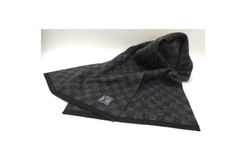 マフラーのルイ・ ヴィトン（LOUIS VUITTON）