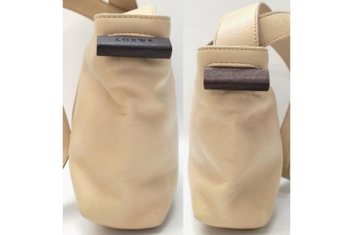 ロエベ（LOEWE）のミニショルダーバッグ