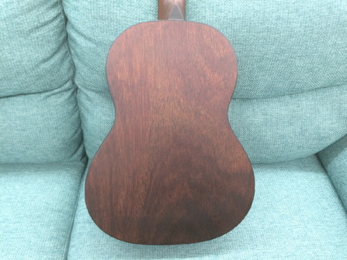 S.Yairiのミニアコースティックギター