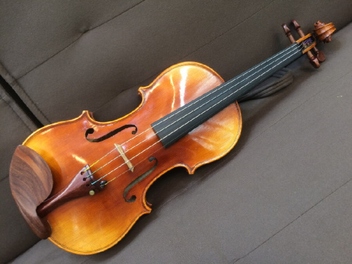 弦楽器のValente