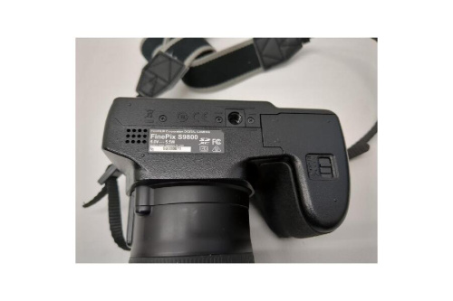 FinePix S9800
