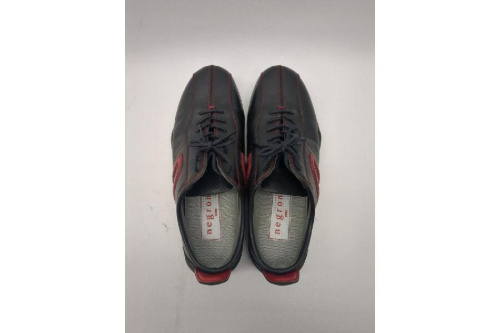 ドライビングシューズ