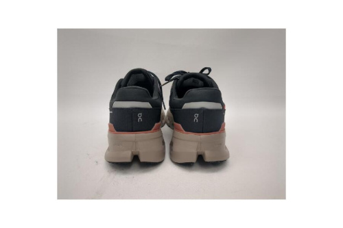 オン(ON)のメンズ