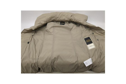 タトラス（TATRAS）のダウンコート