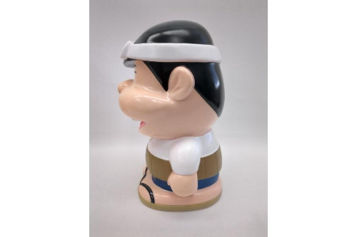 ユタカ(yutaka)のでっかい貯金箱