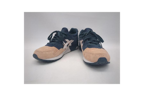 シューズ・靴のスニーカー