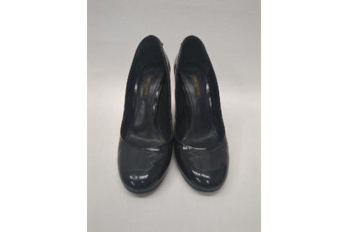 パンプスのルイ・ ヴィトン（LOUIS VUITTON）